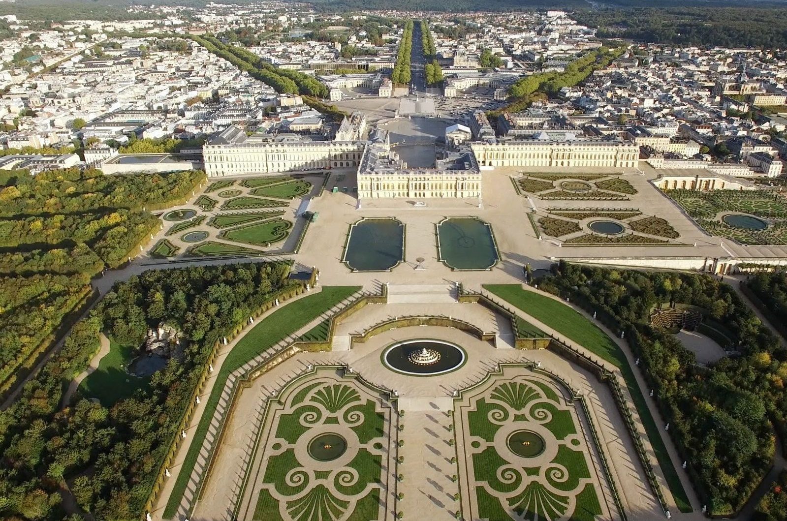 Версальский дворец с высоты птичьего полета