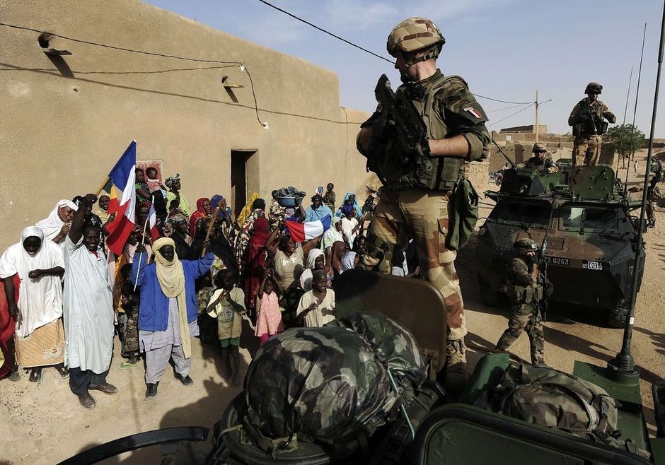 Погиб французский военный в перестрелке с террористами 
