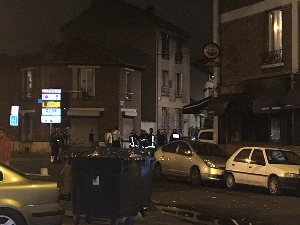 В Париже коктейль Молотова стал причиной пожара в ресторане