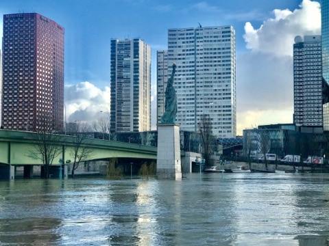Париж наводнение