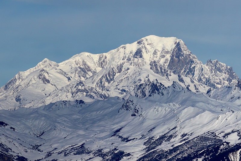Mont_Blanc_depuis_Valmorel_2.jpg